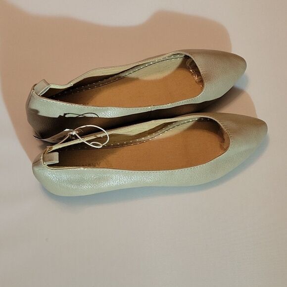 BRAND NEW OLD NAVY POINTED TOE FAUX LEATHER FLAT WOMEN"S SHOE - Picture 4 of 15